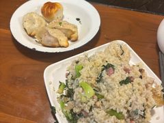 -舒蔡记生煎菜饭(云南中路店)