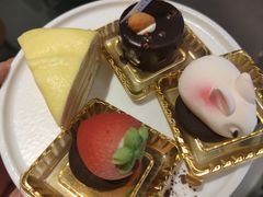 -黑金·寻焰自助百汇·烤肉·火锅(中街店)