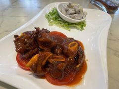 沙拉红烧牛仔骨-朱仔记食府(江南大道店)