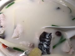 -老阿爸鲜鱼土菜(昆山花桥店)