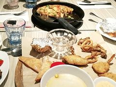 -必胜客(证大大拇指店)
