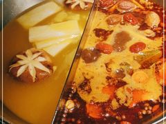 -湊湊火锅·茶憩(新中关购物中心店)