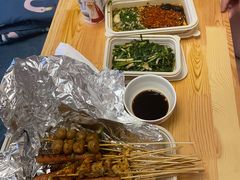 -何师烧烤Pro ·江湖川菜·小龙虾·精酿(太古里旗舰店)