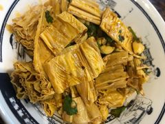 -黑白电视长沙小吃(悦汇城店)