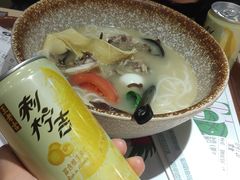 原汤一品土鸡面线-蒙自源米线大王(东站店)