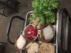 -周幺妹重庆老火锅(银泰城总店)