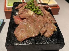 -左庭右院鲜牛肉火锅黑金店(陆家嘴中心店)