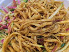 -黑八私房老北京炸酱面