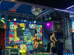 -Famous肥猫墨西哥音乐餐吧(五棵松华熙LIVE店)