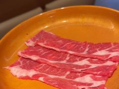 -牛YO寿喜烧·铁板烧和牛火锅自助(市府恒隆店)
