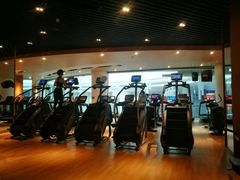 器械区-康斐斯健身(银泰创意城店)