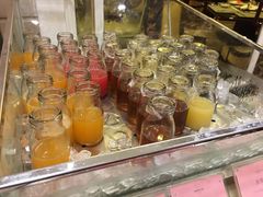 -金紫荆美食自助餐厅
