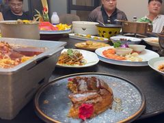 -有红鸡毛店·川菜(建设路店)