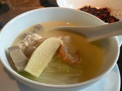 -新荣记(BFC外滩金融中心店)