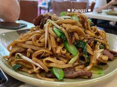 干炒牛河-胡须佬鸡煲四季火锅(龙珠大道店)