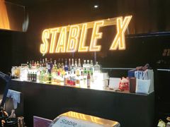 -稳电竞酒店(桥北泰冯路地铁站店)