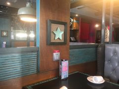 -鸣记脆皮烤鱼·海鲜烤鱼(三八广场店)