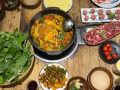 -贵厨酸汤牛肉(花果园国际中心店)