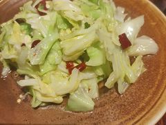 手撕圆白菜-懒人盐府人家·自贡大麻鱼(安贞店)