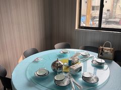 -崴海渔村(虹梅路店)