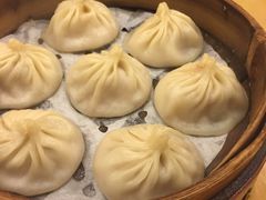 招牌蟹黄汤包-龙咆汤包·手工现包小笼(拱北口岸店)