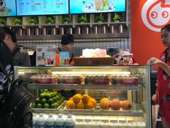 -CoCo都可(湖滨银泰店B区店)