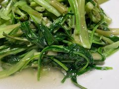 -荷塘秋月·本帮江浙菜(国权路店)