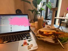 -玲婧胡同·生日蛋糕·餐厅(嘉里城店)