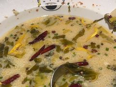 -江渔儿酸菜鱼(万科东荟城店)