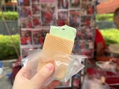 -詹爷爷乌节路街头冰淇淋