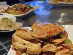 -三亚火车头万人海鲜广场