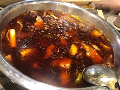 -肖肖酸萝卜鱼火锅(总店)