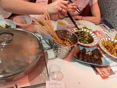 -黄记煌三汁焖锅(新佳丽江汉路店)