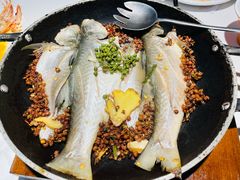 花椒呛伍鱼-阿忠食坊大排档·20年老店(万象城店)