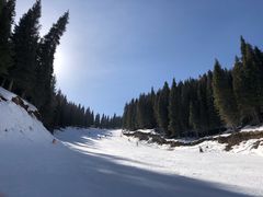 -丝绸之路山地度假区滑雪场