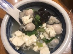 牡蛎豆腐汤-95号酱骨·一块豆腐(展春园西路店)