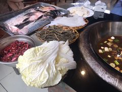 鲜豆腐-姥家大锅台水库渔家