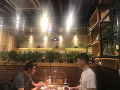 大堂-陈记农家挂炉烤肉(雁南一路店)