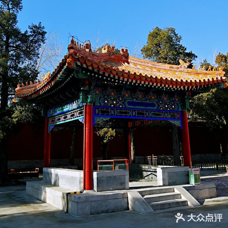 景山公园寿皇殿