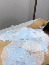-苗方清颜专业祛痘·皮肤管理