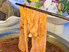 -茅草房·河畔园林火锅