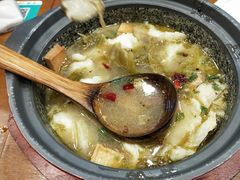 -周鱼小馆石锅酸菜鱼(活力汇店)