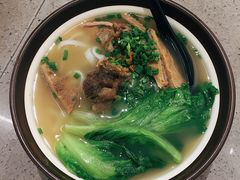 牛腩汤河粉-繁仔牛杂(石排店)
