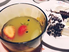 -领鲜活海鲜榴莲自助火锅(东门店)