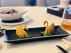 鲍鱼天鹅酥-白天鹅宾馆-宏图府餐厅