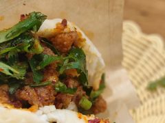 粉蒸牛肉咔饼-豆相识•九九豆腐脑(牛咡桥店)