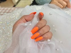 -七彩虹美甲美睫 半永久
