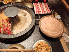 -晓宇重庆火锅(西安荟聚店)