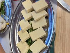 -王奋斗贵州酸汤牛肉火锅