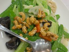 -粤盛海鲜平价店(洛溪食街店)